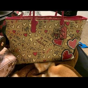 Coach poppy valentines collection